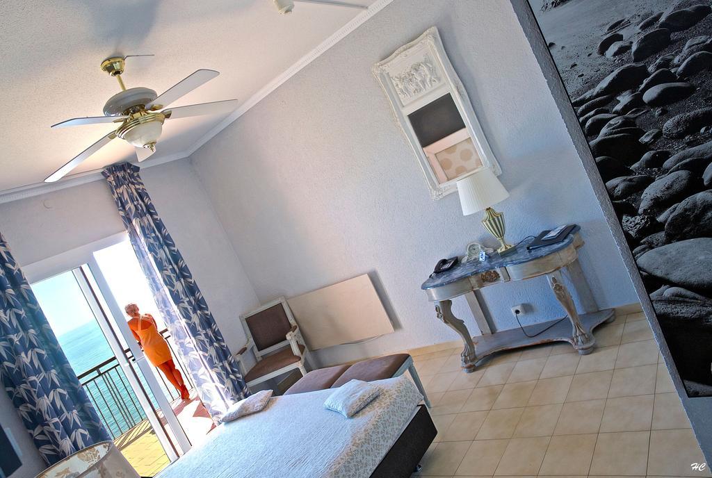 Hotel Grifeu Llança Zewnętrze zdjęcie