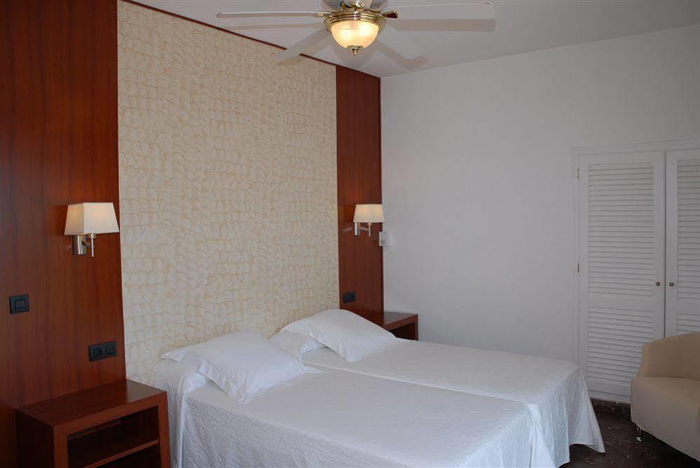 Hotel Grifeu Llança Zewnętrze zdjęcie